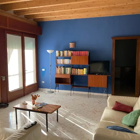 Redlands House - * Uggiano La Chiesa