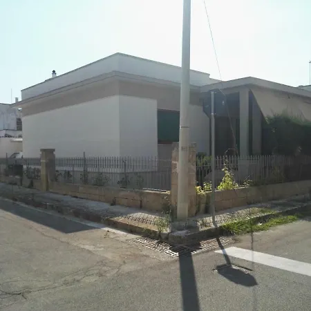 Redlands House - Holiday home Uggiano La Chiesa